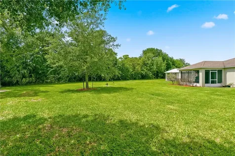 845 Greenleaf Circle Vero Beach FL 32960