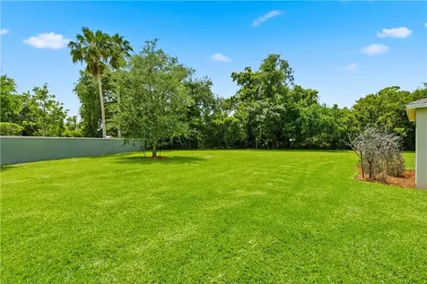 845 Greenleaf Circle Vero Beach FL 32960