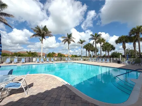 6510 Oxford Circle Vero Beach FL 32966