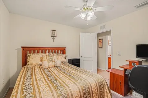 835 Rebus Avenue SW Palm Bay FL 32908