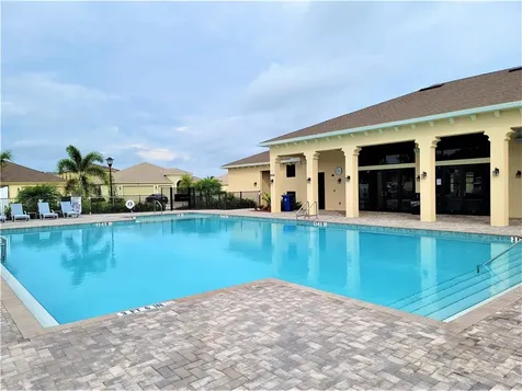 10004 W Villa Circle Vero Beach FL 32966