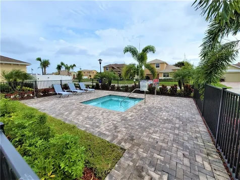 10004 W Villa Circle Vero Beach FL 32966