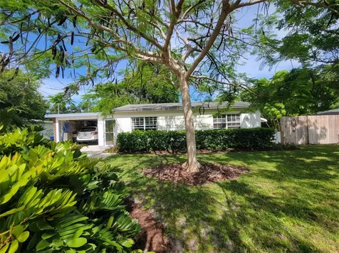 2136 33rd Avenue Vero Beach FL 32960