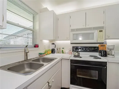 2800 Indian River Boulevard Vero Beach FL 32960