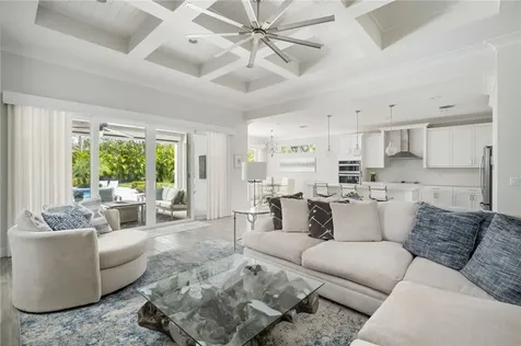 1195 Camelot Way Vero Beach FL 32966