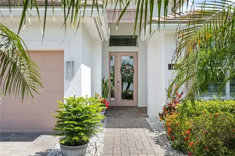 1195 Camelot Way Vero Beach FL 32966