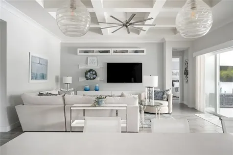 1195 Camelot Way Vero Beach FL 32966