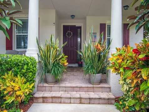 1425 Bunker Court Vero Beach FL 32966