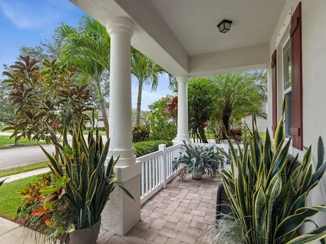 1425 Bunker Court Vero Beach FL 32966
