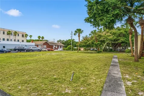 2135 15th Avenue Vero Beach FL 32960