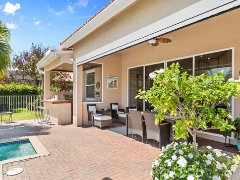 1010 Ruby Avenue SW Vero Beach FL 32968