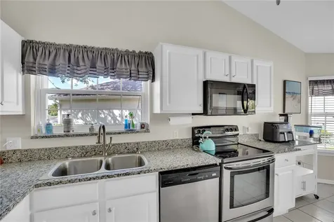 1901 Westminster Circle Vero Beach FL 32966