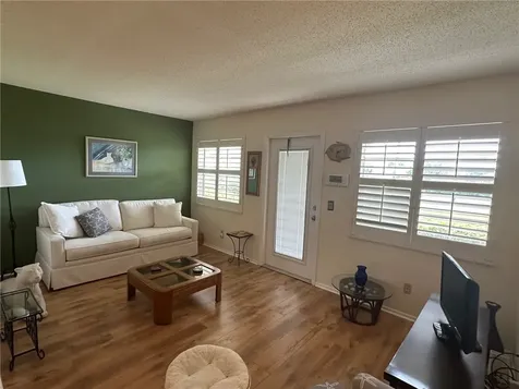 33 Vista Gardens Trail Vero Beach FL 32962