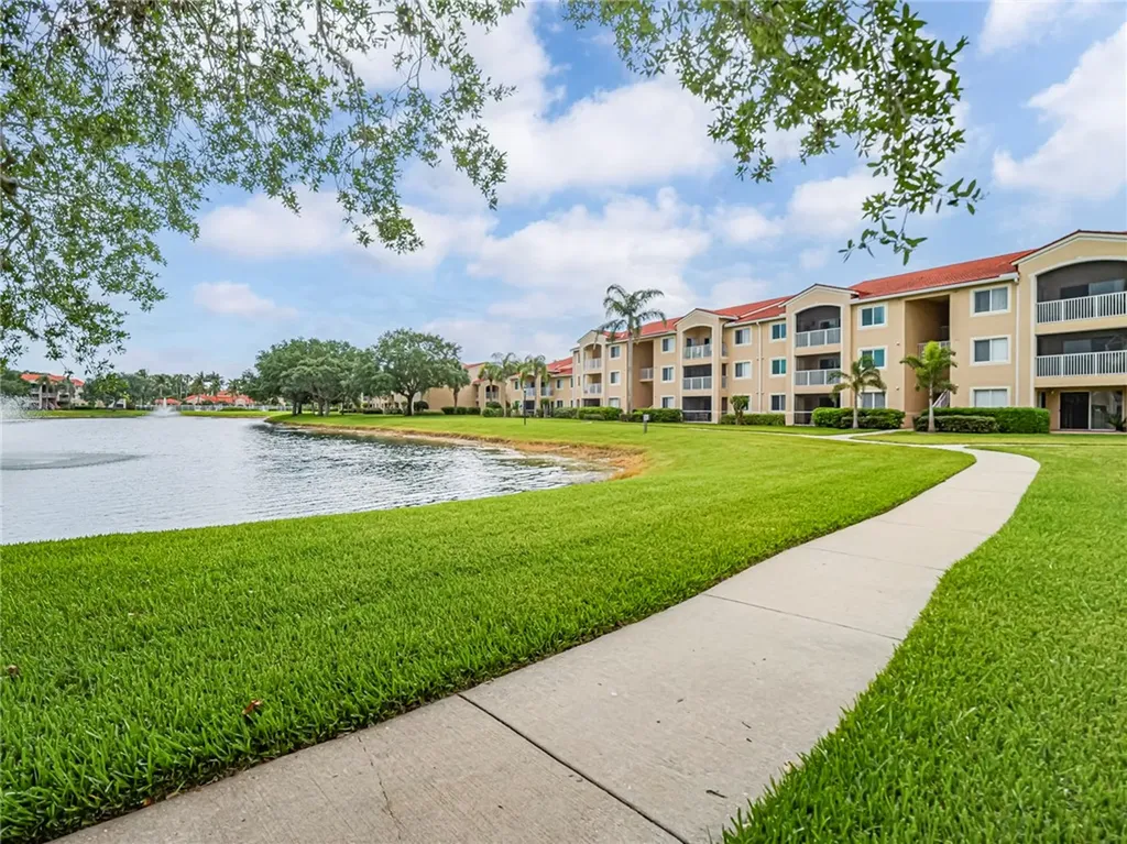 1590 S 42nd Circle Vero Beach FL 32967