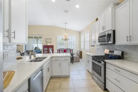 7218 E Village Square Vero Beach FL 32966