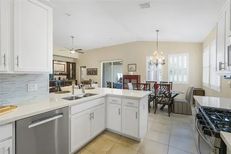 7218 E Village Square Vero Beach FL 32966