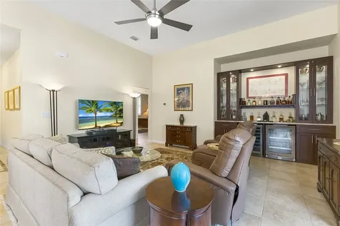 7218 E Village Square Vero Beach FL 32966