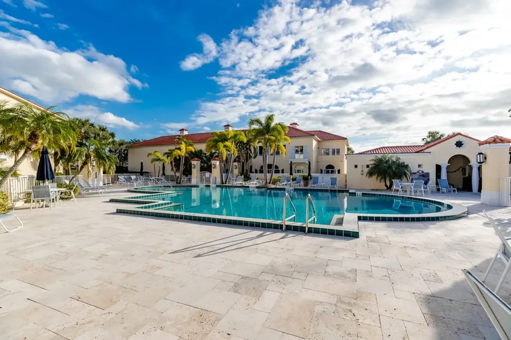 5020 Harmony Circle Vero Beach FL 32967