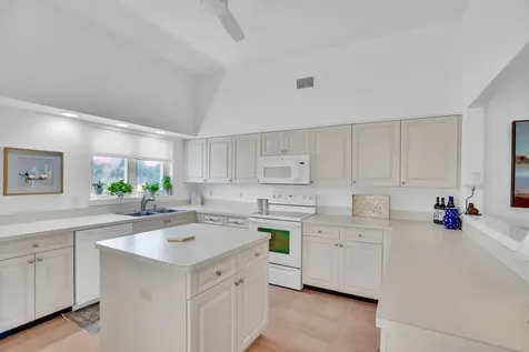 5020 Harmony Circle Vero Beach FL 32967