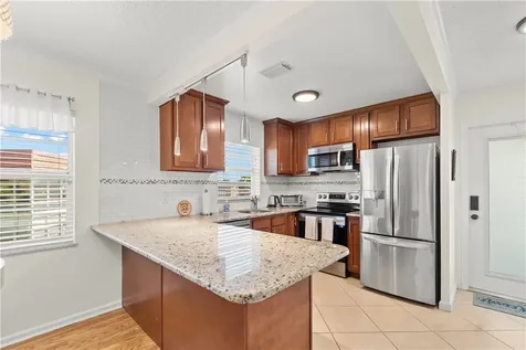 16 Vista Palm Lane Vero Beach FL 32962