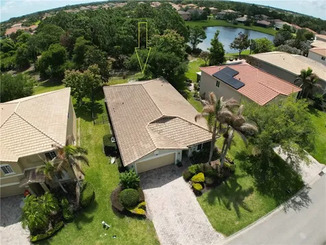 5574 43rd Court Vero Beach FL 32967