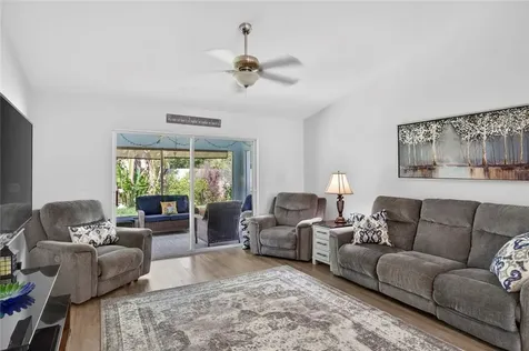 2105 46th Avenue Vero Beach FL 32966