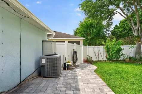2105 46th Avenue Vero Beach FL 32966