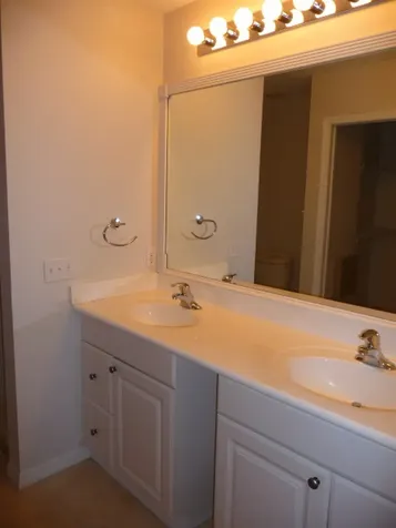 490 6th Street Vero Beach FL 32962