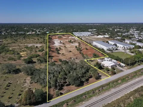 11513 Old Dixie Highway Sebastian FL 32958