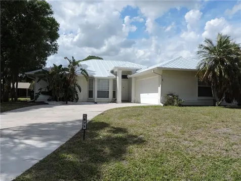 671 Concha Drive Sebastian FL 32958