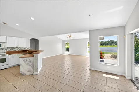 531 High Hawk Circle Vero Beach FL 32962