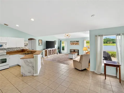 531 High Hawk Circle Vero Beach FL 32962