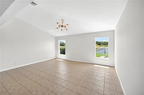 531 High Hawk Circle Vero Beach FL 32962