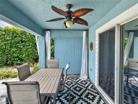 531 High Hawk Circle Vero Beach FL 32962