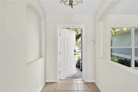 531 High Hawk Circle Vero Beach FL 32962