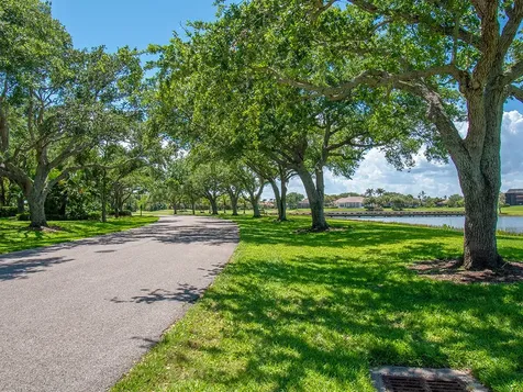 5450 Camino Real Lane Vero Beach FL 32967