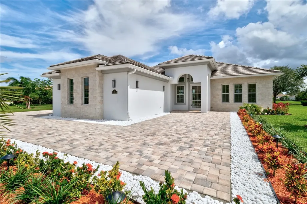 560 Stoney Brook Farm Court Vero Beach FL 32968