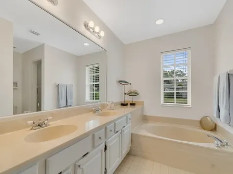 1246 41st Avenue Vero Beach FL 32960
