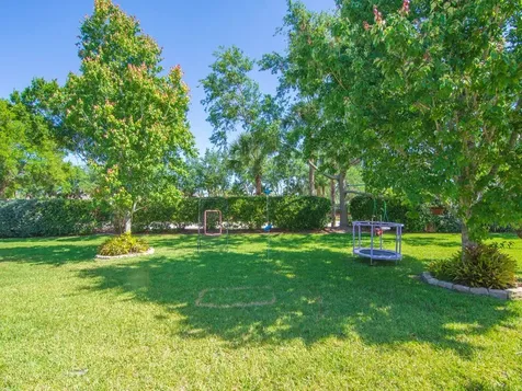 521 N Valencia Circle SW Vero Beach FL 32968