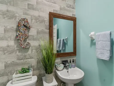 521 N Valencia Circle SW Vero Beach FL 32968
