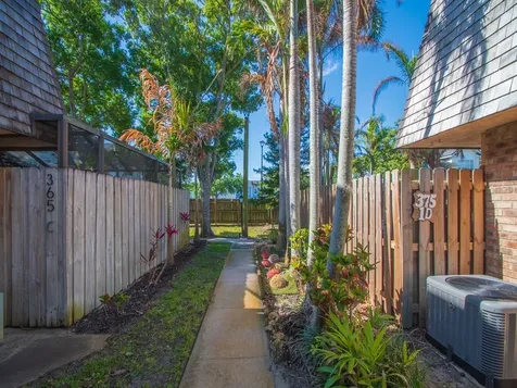 375 S Waverly Place Vero Beach FL 32960