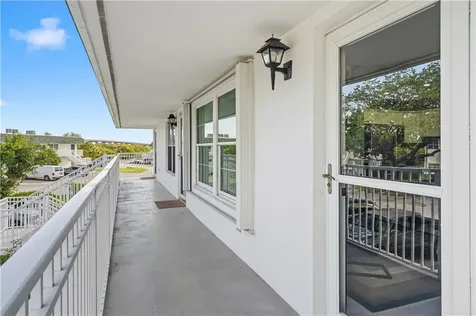 2800 Indian River Boulevard Vero Beach FL 32960