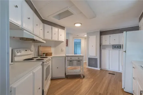 782 Lark Drive Barefoot Bay FL 32976