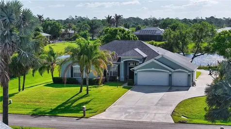 761 Holden Avenue Sebastian FL 32958