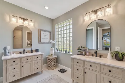 660 Tangelo Circle SW Vero Beach FL 32968