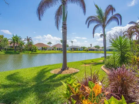 660 Tangelo Circle SW Vero Beach FL 32968