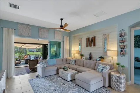 660 Tangelo Circle SW Vero Beach FL 32968