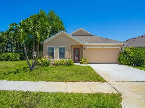 203 Briarcliff Circle Sebastian FL 32958
