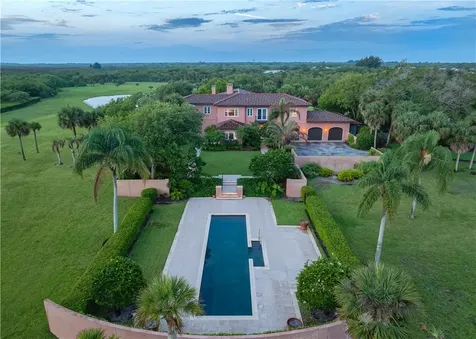 2350 Quay Dock Road Vero Beach FL 32967