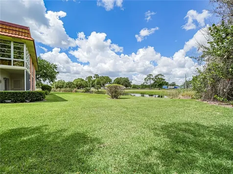 4 Vista Palm Lane Vero Beach FL 32962